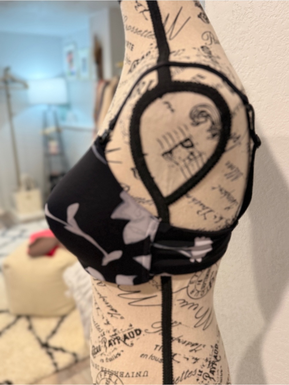 Auden Target Wirefree Nursing Bra Size 38C Black White Floral Lightly Lined - Picture 5 of 10